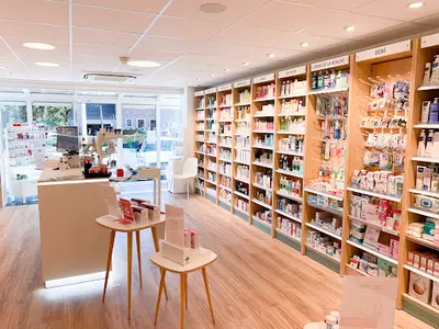 Pharmacie Familia - Méan