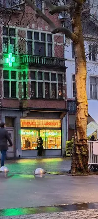 Pharmacie Defrance / Cardinal Mercier