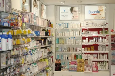 Pharmacie Van Leeuw-maréchal (bassenge)